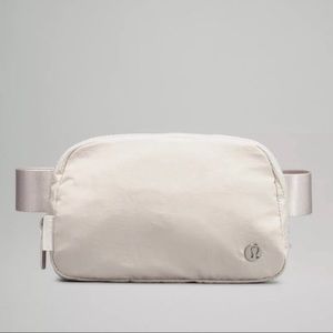 Lululemon Everywhere Belt Bag in White Opal